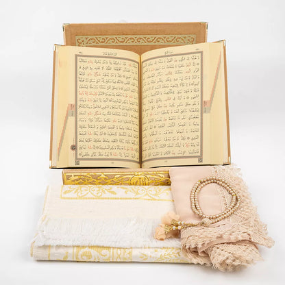 (Kadife Kutulu Kur’an-ı Kerim + Seccade + Namaz Örtüsü + Tespih + Ayraç) Gold