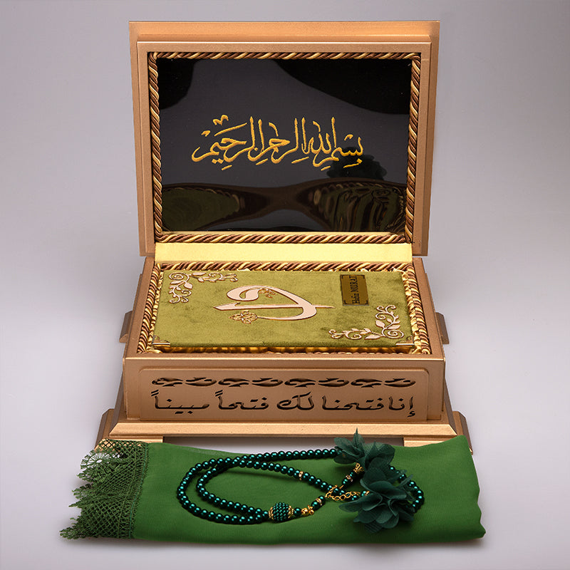 Ahşap Sandıklı Kur’an-ı Kerim Seti (Yeşil)