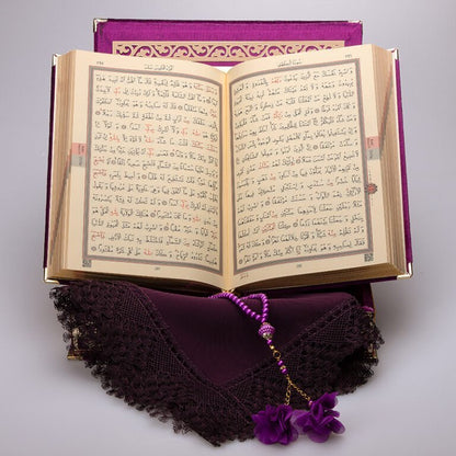 Kadife Kutulu Kur'an-ı Kerim Seti (Mor, Gold Süsleme)
